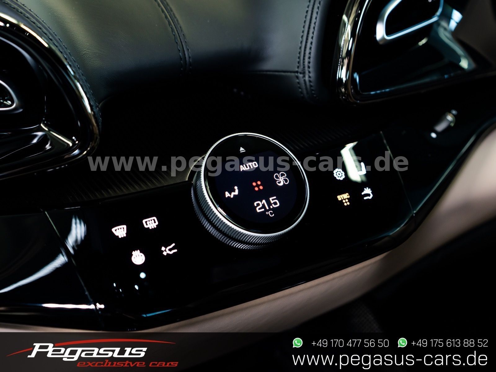 FERRARI Purosangue - 43