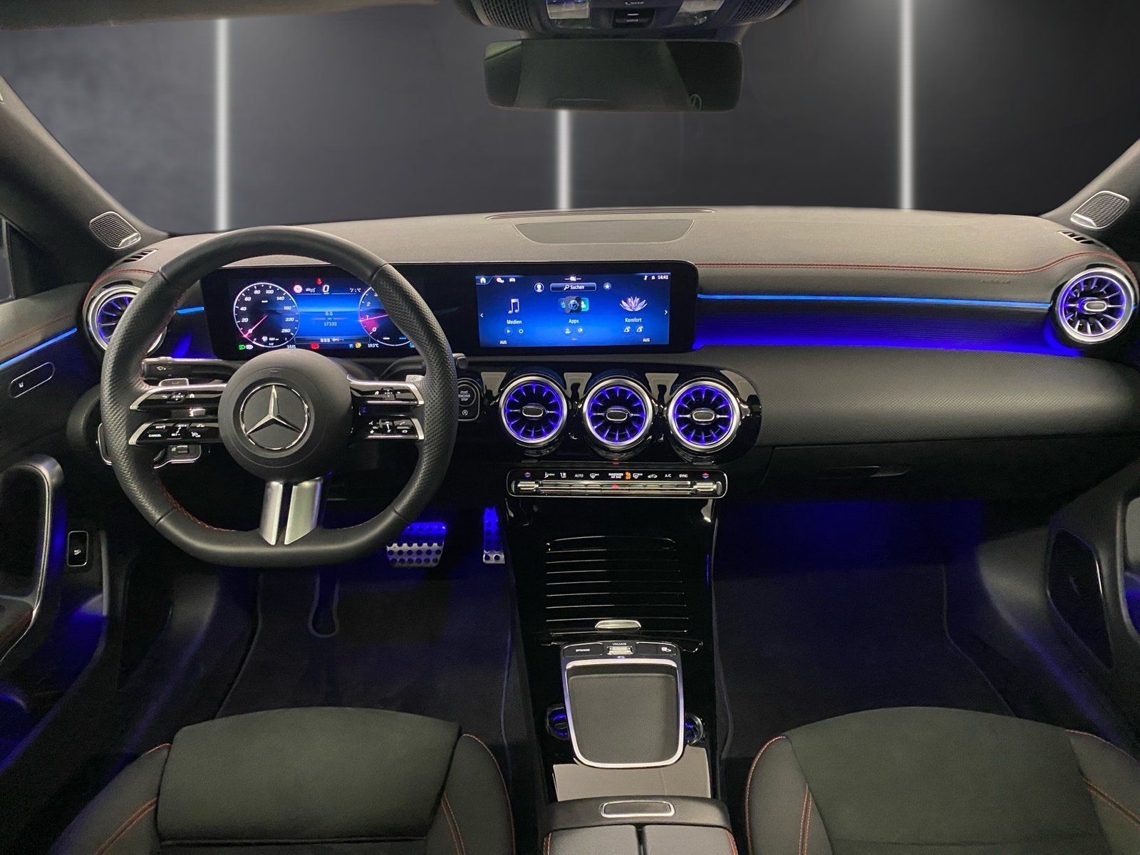 Fahrzeugabbildung Mercedes-Benz CLA 200 AMG*Pano*Burm*Distro*Night*360*MuliBeam*