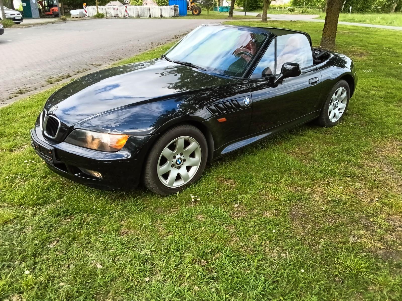 BMW Z3,Schwarz ! Cabrio,leder ! 140 PS!Tüv Neu!