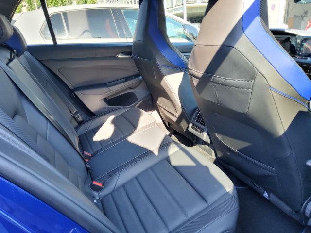Volkswagen Golf VIII 2.0 TSI DSG R Performance Navi LED Hec foto 3