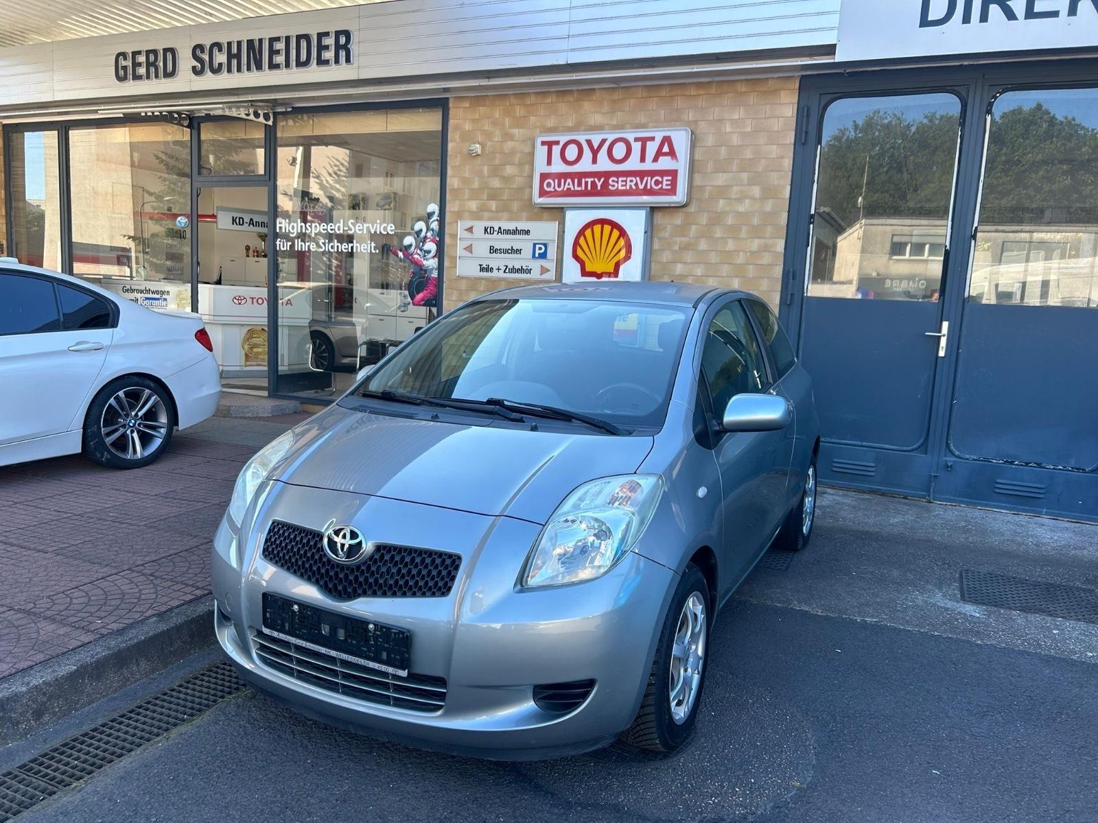 Toyota Yaris 1,3-l-VVT-i Sol