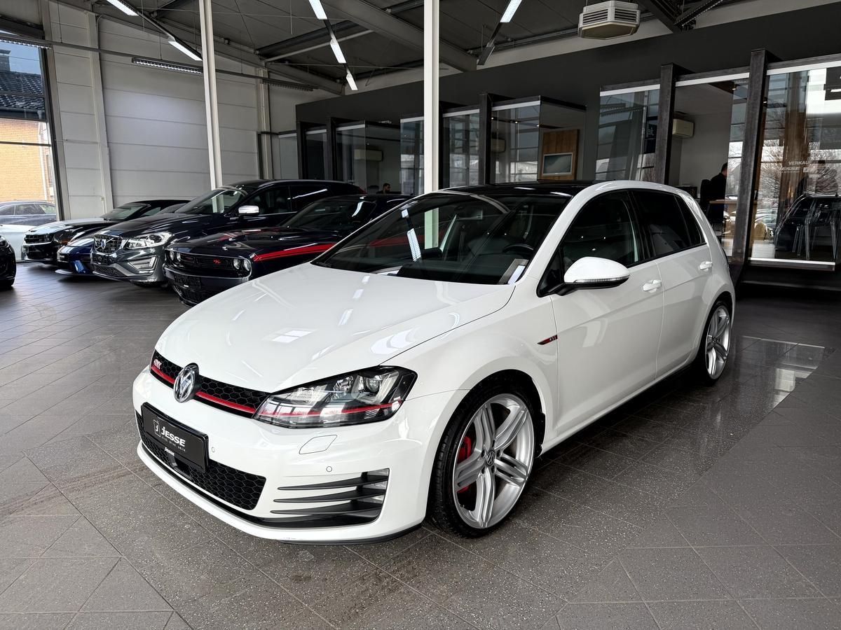 Volkswagen Golf  VII 2.0 GTI Perf. Bi-Xenon Navi Pano RCam 