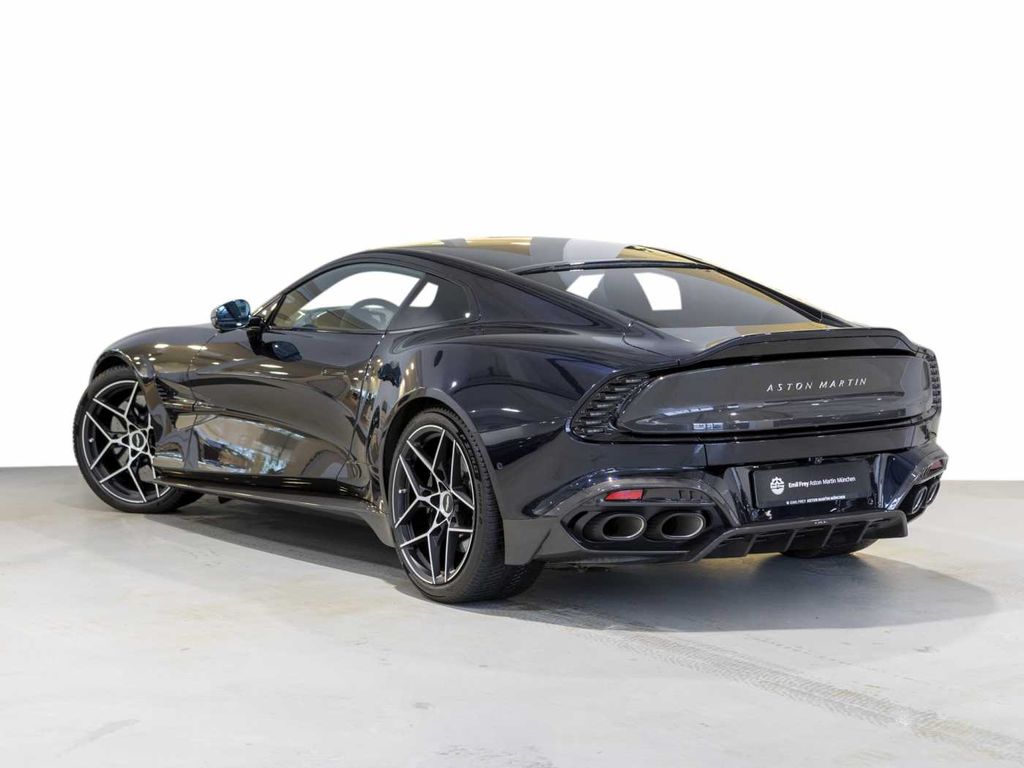 Aston Martin Vanquish — fotografia 2