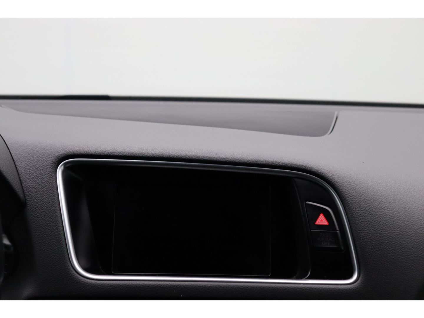 Fahrzeugabbildung Audi Q5 2.0 TDI 130kW quattro ACC Sportsitze Standhei