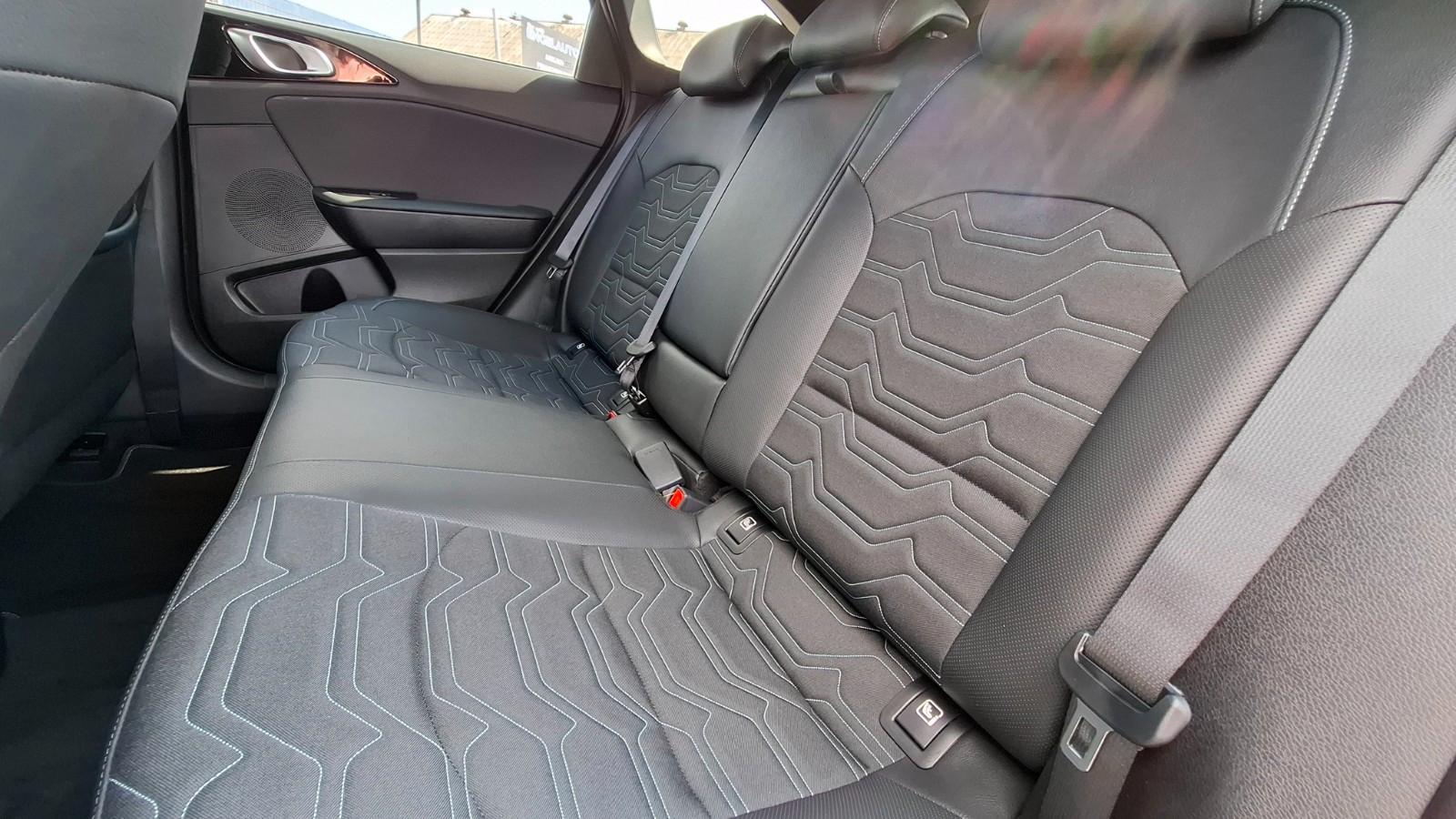 Kia cee'd Sportswagon 1.0 T-GDI  KAMERA JBL SHZ LHZ