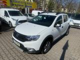 Dacia Sandero II Stepway Essential 1.HAND - Dacia Sandero Essential mit Benzin-Antrieb
