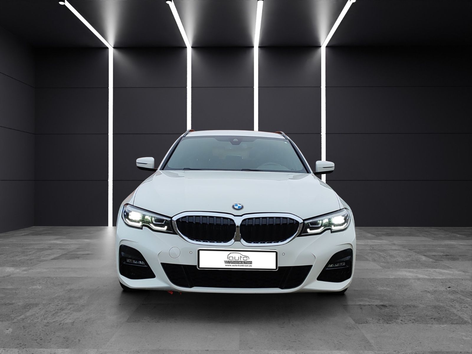 Fahrzeugabbildung BMW 330 d Touring xDrive M Sport/AHK/Hifi/Led/1.Hand