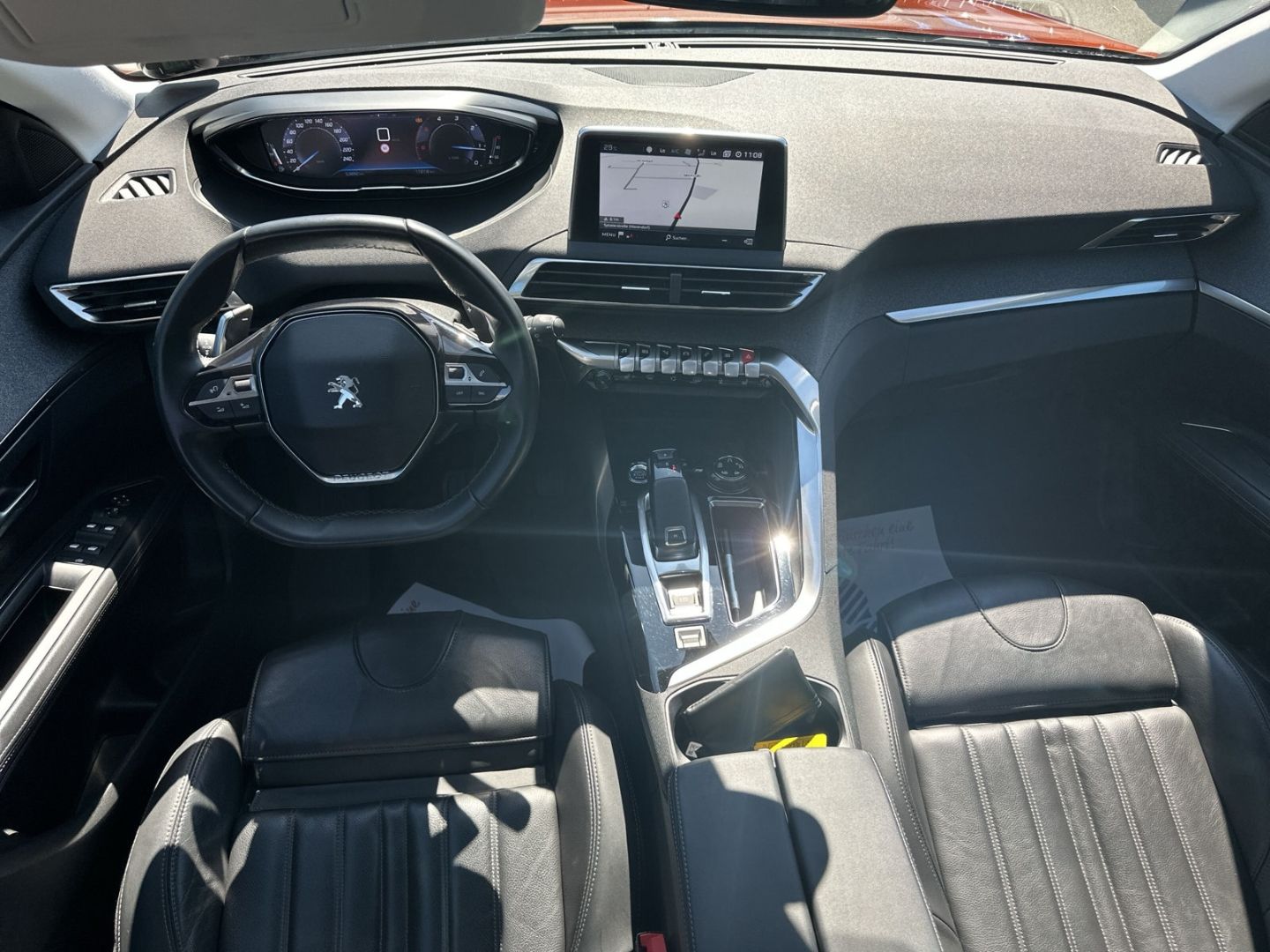 Fahrzeugabbildung Peugeot 3008 1.5 Allure BlueHDi 130 EAT8 StandHZG AHK
