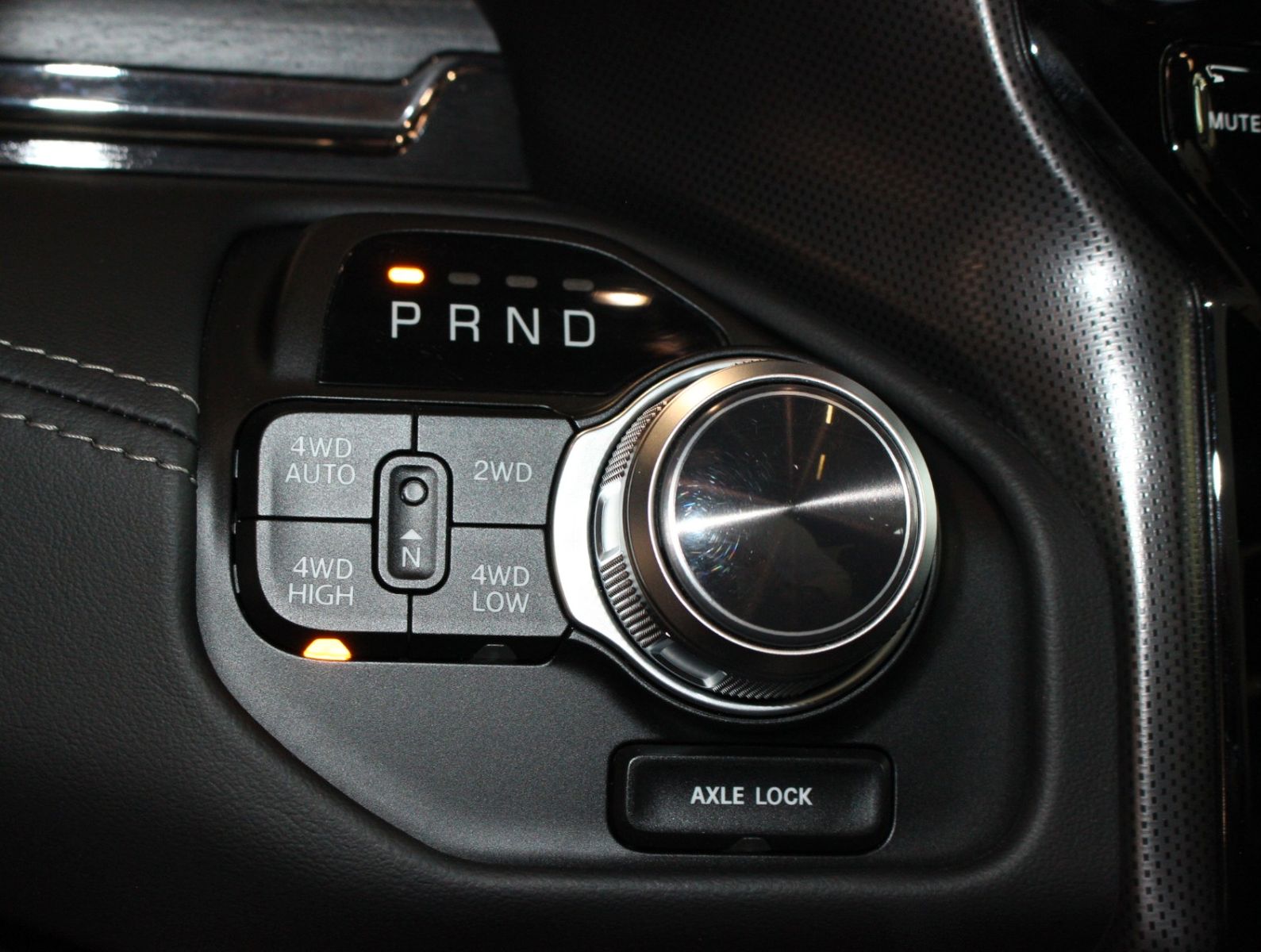 Fahrzeugabbildung Dodge RAM 1500 Limited*LPG Gas*Voll*Kein Import.
