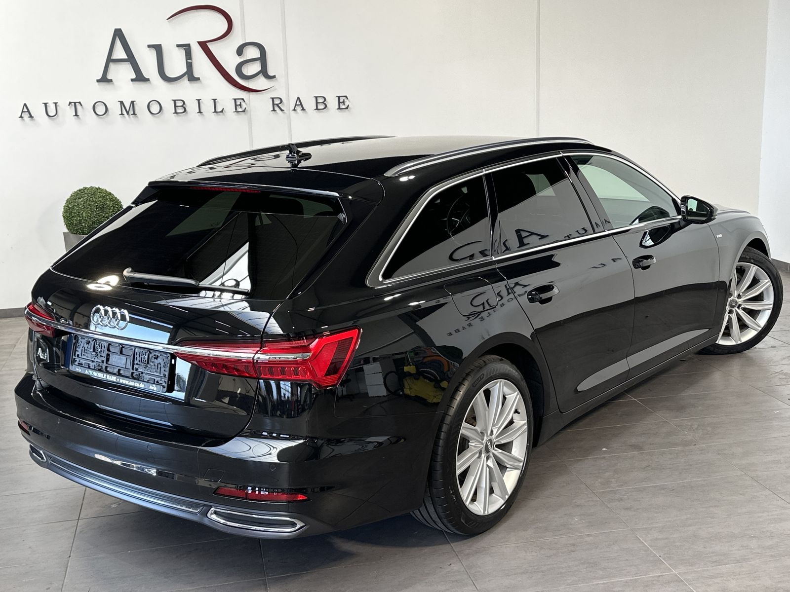 Fahrzeugabbildung Audi A6 Avant 40 TDI S-Line NAV+MATRIX+KAMERA+V-COCK