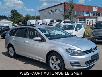 Volkswagen Golf - 1