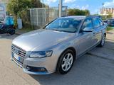 Audi A4 2.0 TDI 143CV F.AP. Advanced - Audi A4 aus 2010 mit Diesel-Antrieb: Limousine, 2.0