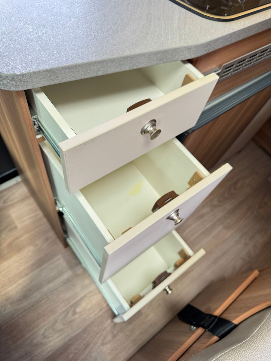 Fahrzeugabbildung Weinsberg 540 CaraBus FIAT DUCATO AHK STANDHEIZUNG 1.HAND