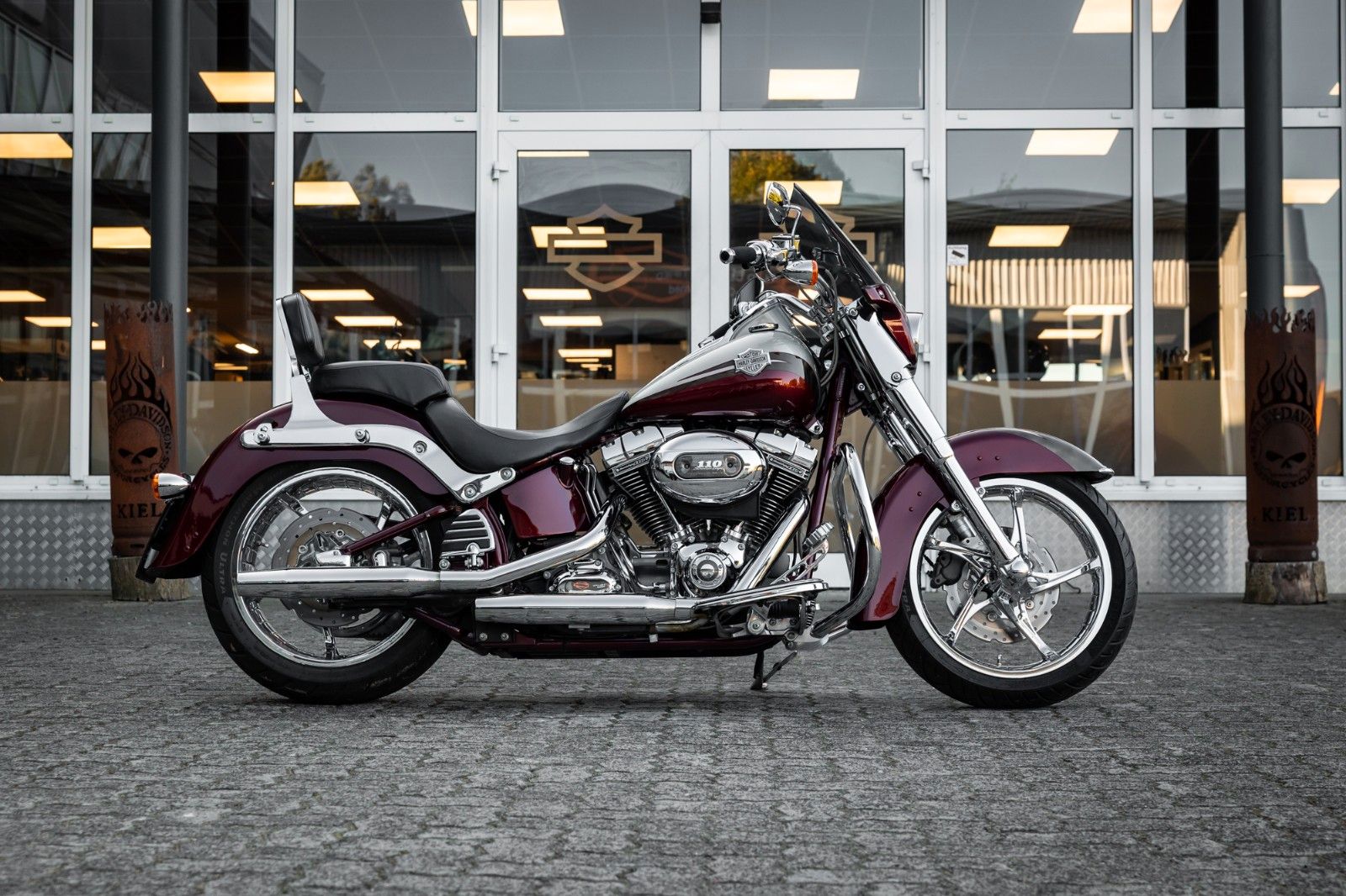 Fahrzeugabbildung Harley-Davidson CVO SOFTAIL CONVERTIBLE FLSTSE2 110 - AMC  -