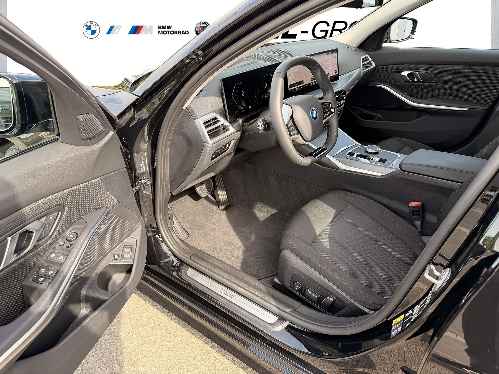 BMW 330 - Bild 12