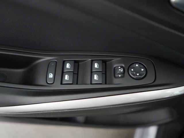 Grandland ULTIMATE AT+LED MATRIX+NAVI+360 GRAD K