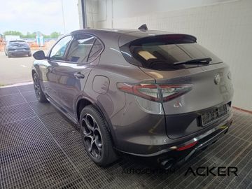 Alfa-Romeo Stelvio - 5
