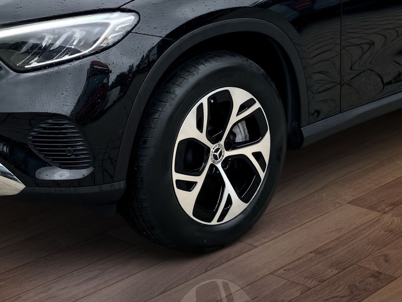 Fahrzeugabbildung Mercedes-Benz GLC 300 de 4M AVANTG+AHK+DISTR+SOUND+LHZ+MEMO+++