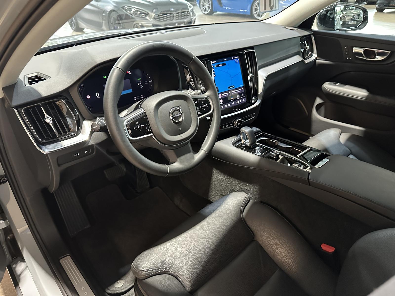 Volvo V60 Plus Dark Plug-In Leder R.Cam Memory AHK AWD, миниатюра 14