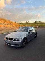 BMW e90 325i - 2005 VFL Rhein 6 Zylinder Top Zustand - BMW 325 aus 2005: 325i