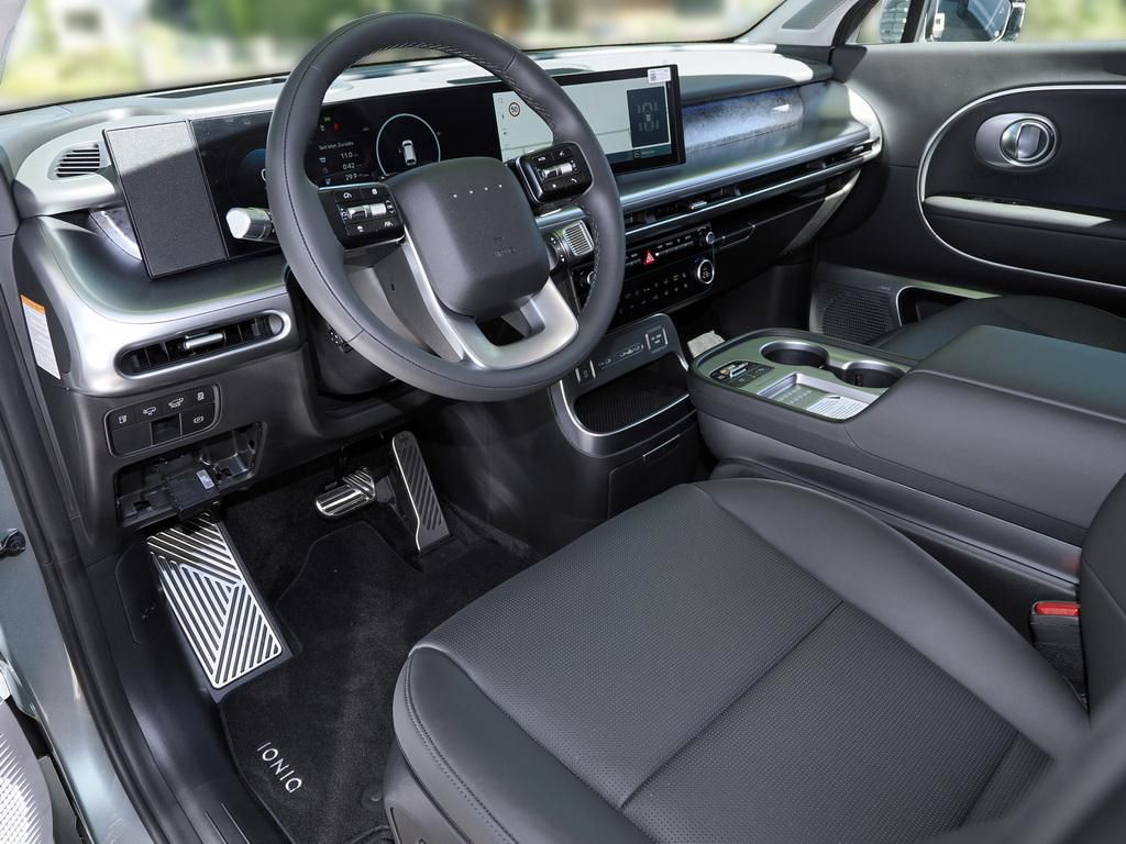 Fahrzeugabbildung Hyundai IONIQ 9 6-Sitzer UNIQ Panoramadach Relax-Paket
