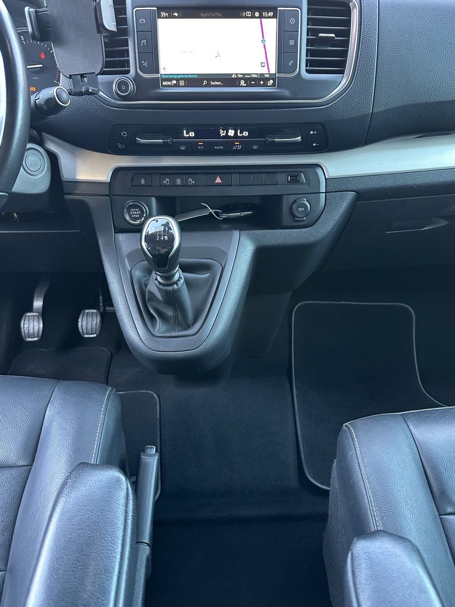 Fahrzeugabbildung Opel Zafira Life L2H1 2.0 Diesel NAV+PANORAMA+AHK+HUD