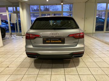 Audi A4 - 5