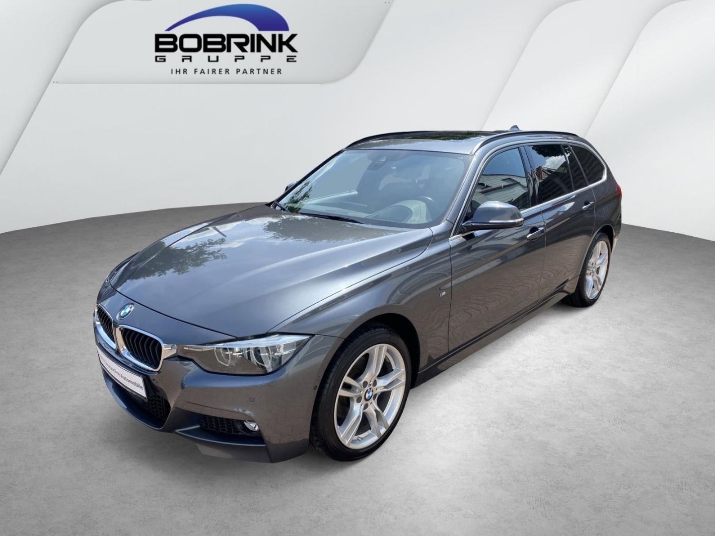 BMW 320 d xDrive Touring M Sport AHK RK SHZ LED HK