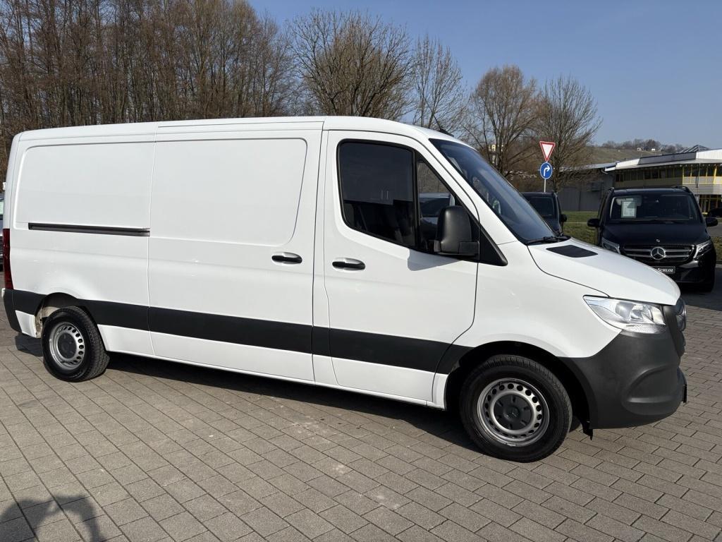 Mercedes-Benz Sprinter 211 CDI KA Mittel Klima 3-Sitze AHK 2.0