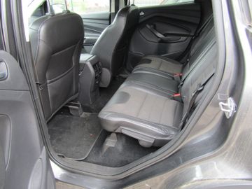 Ford Kuga - 12