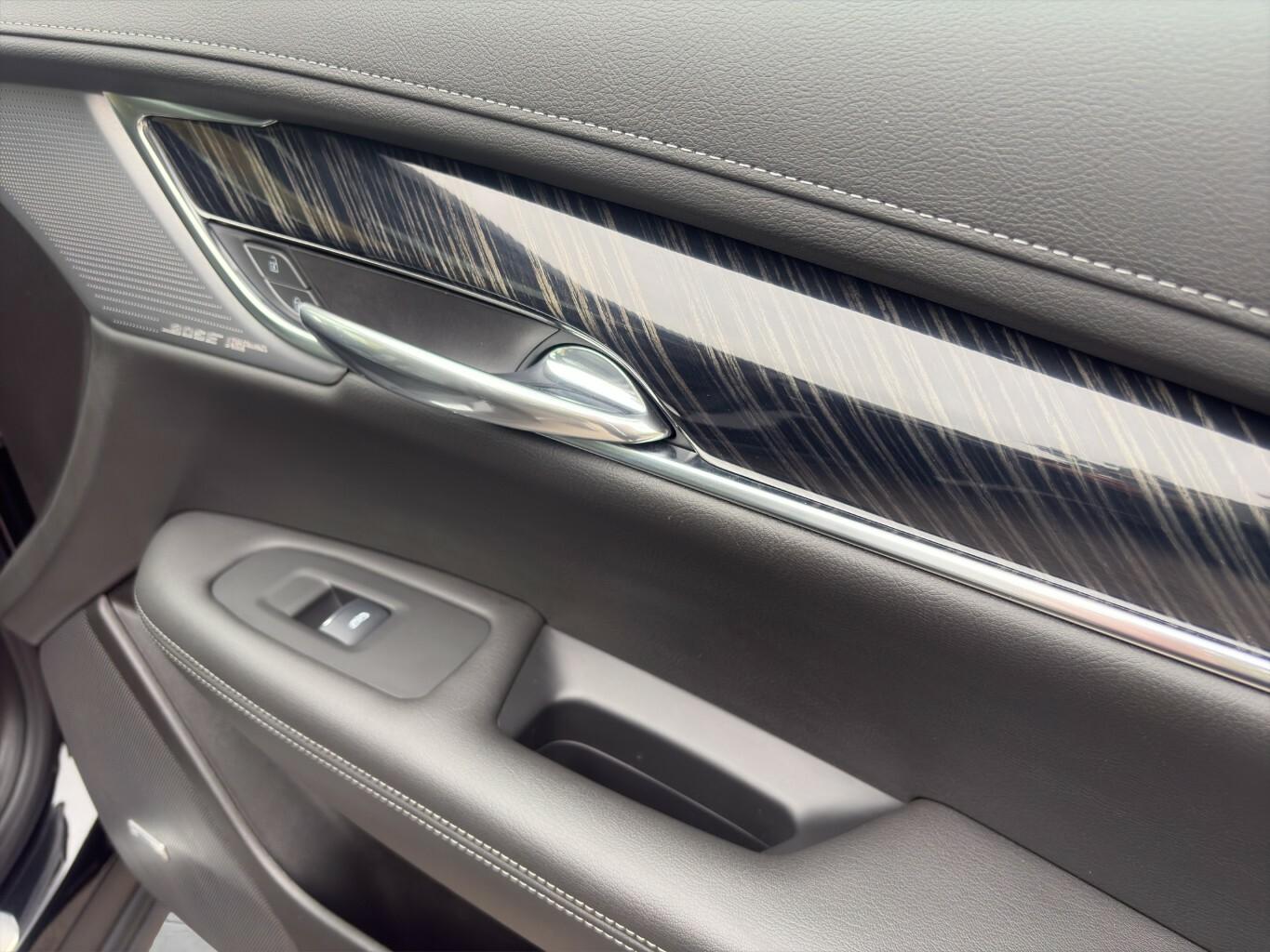 Cadillac XT6, миниатюра 17