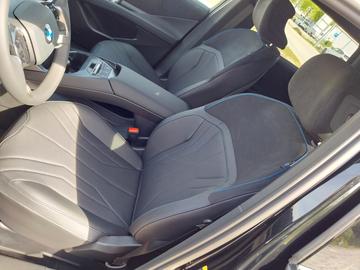 2026 BMW IX3 缩略图 11