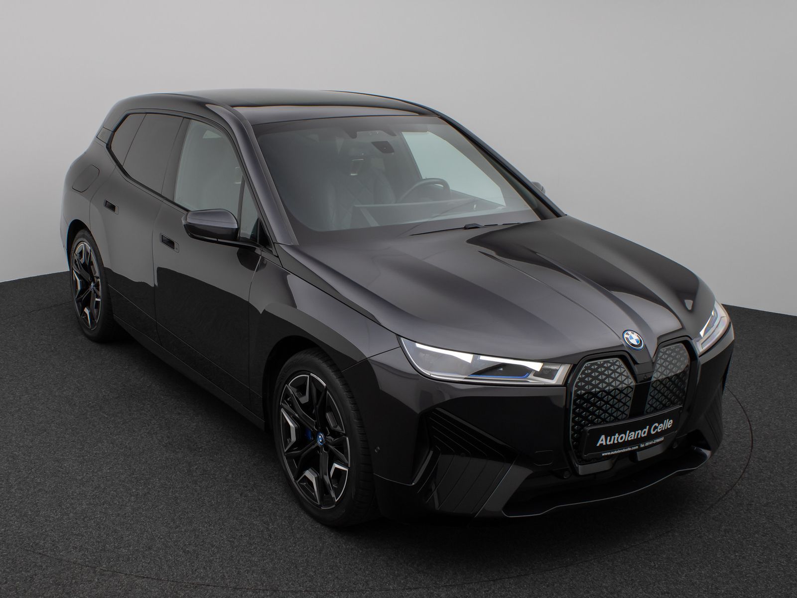 Fahrzeugabbildung BMW iX xD40 Panorama 360°DAB H/K Laser ACC AHK Sport