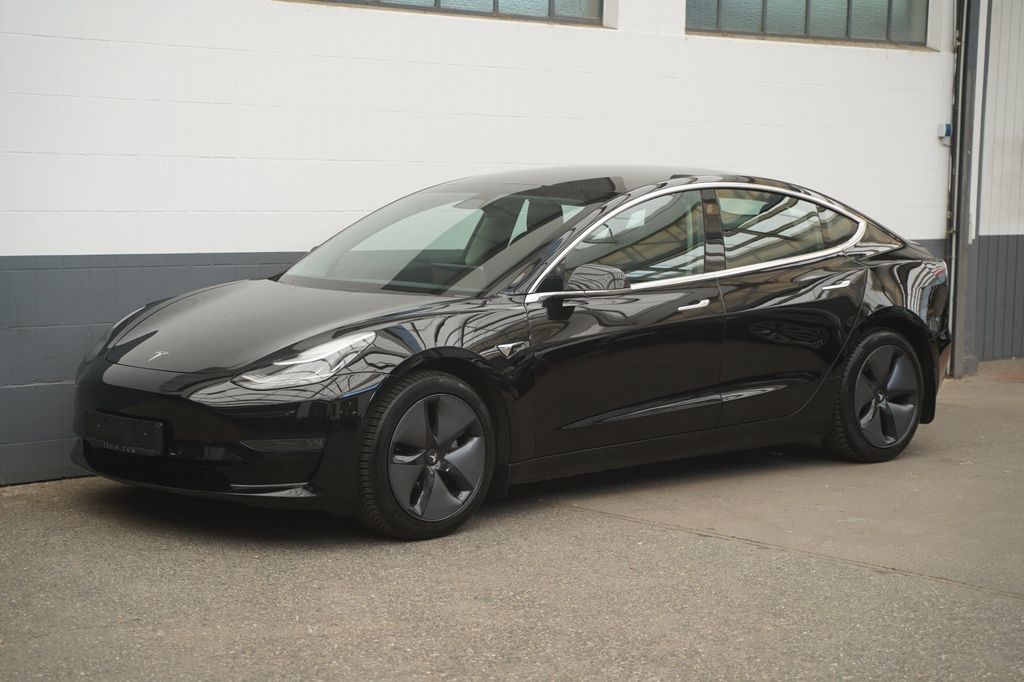 Angebot ansehen Tesla Model 3