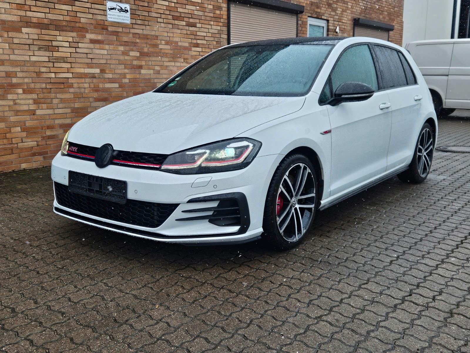 Volkswagen GTI Performance*KEYLESS*ACC*DYNAUDIO*KAMERA
