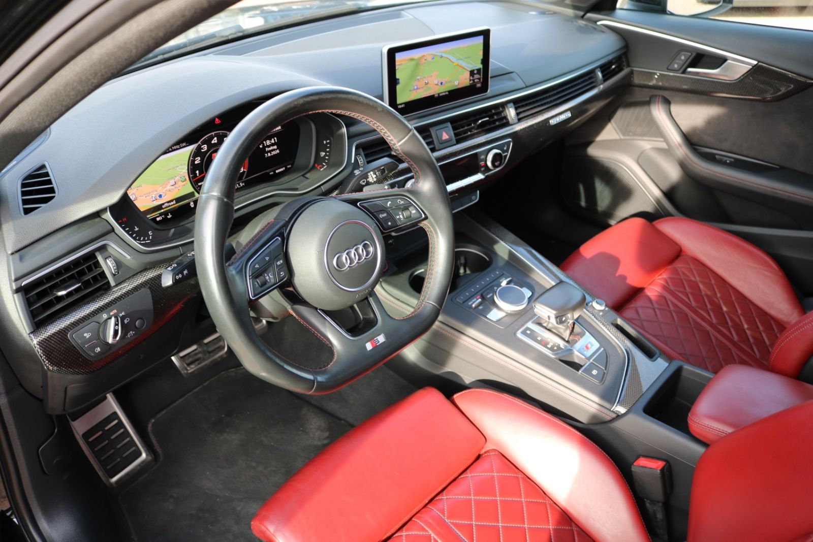 Audi S4 Lim. 3.0 TFSI quattro/MEMORY/MASSAGE/CARBON foto 14
