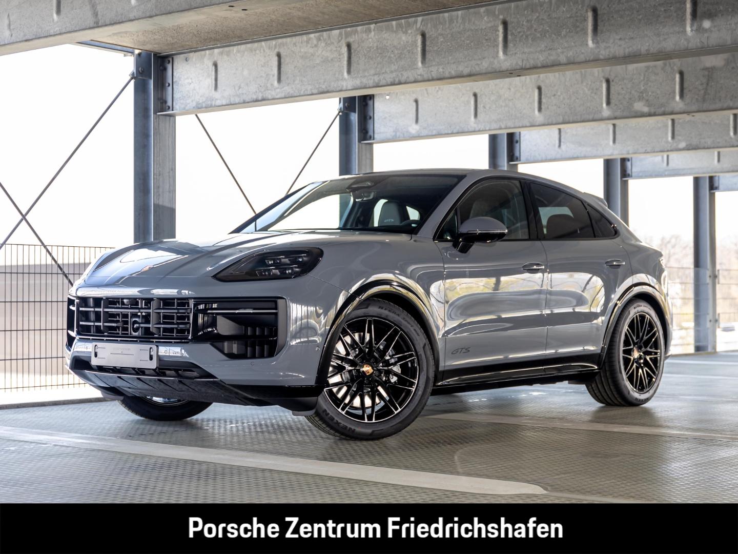Porsche Cayenne GTS Coupe InnoDrive HA-Lenkung Head-Up