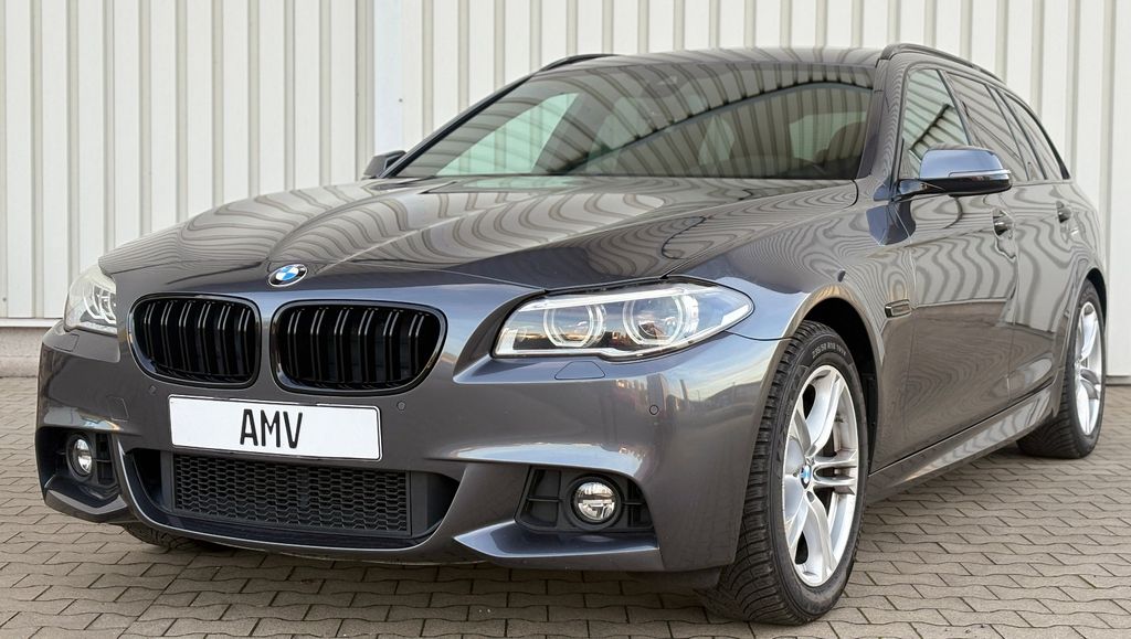 Image of BMW 530