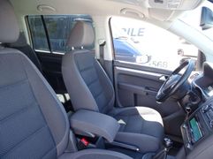 Fahrzeugabbildung Volkswagen Touran Comfortline  **AHK / SCHECKHEFT / 1-HAND*