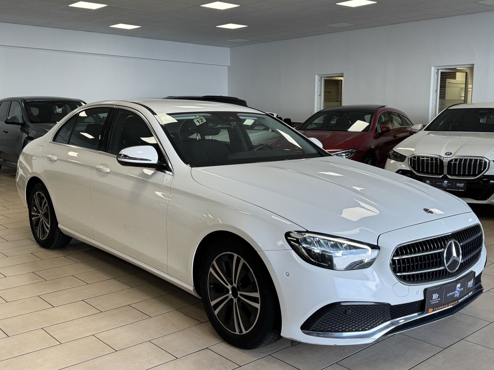 Mercedes-Benz E 220 d Navi*SHZ*LED*PDC*ACC*Spurhalte*1H* imagem 3