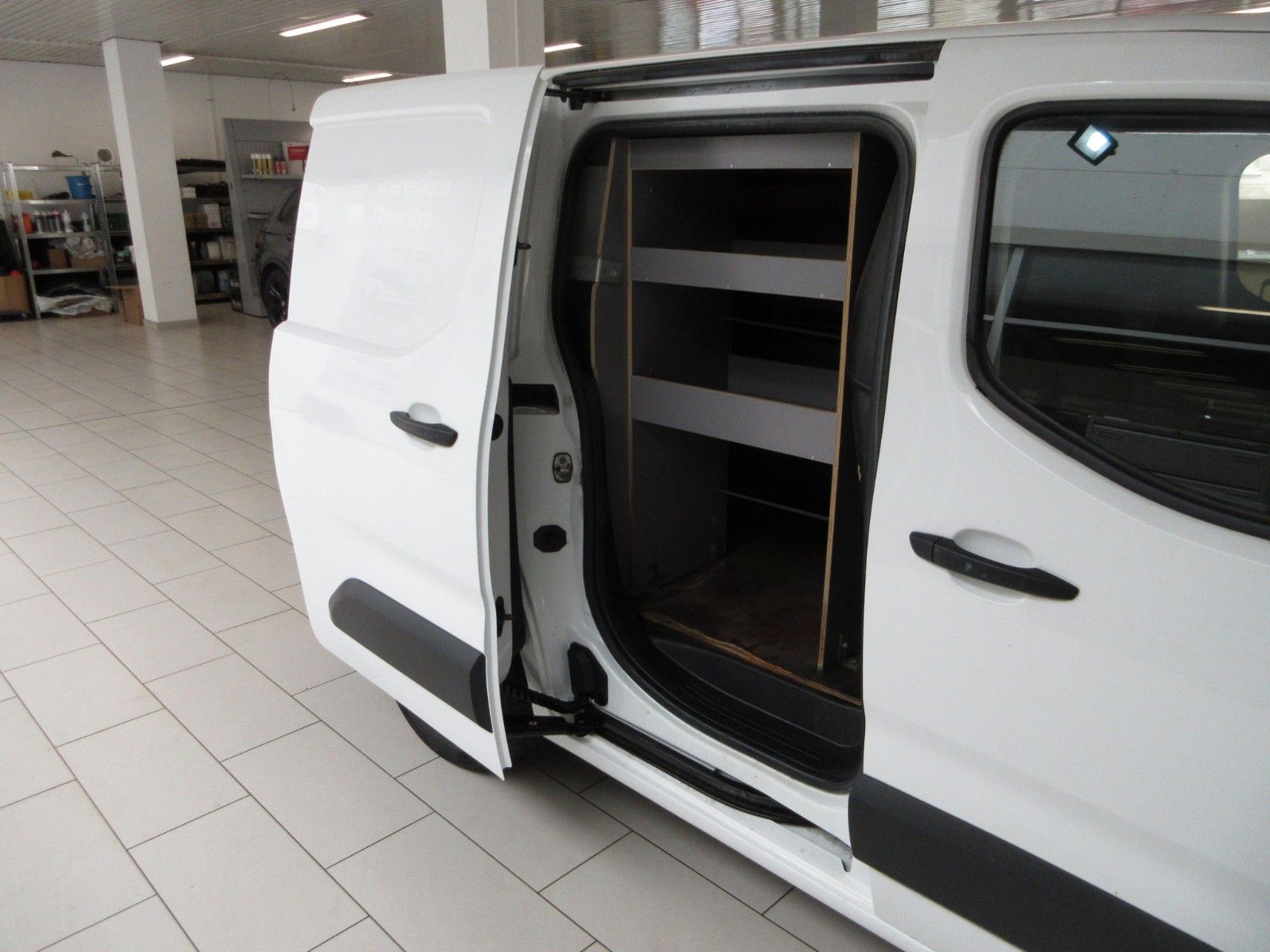 Fahrzeugabbildung Citroën Berlingo Kasten Club M/L1  AC/PDC