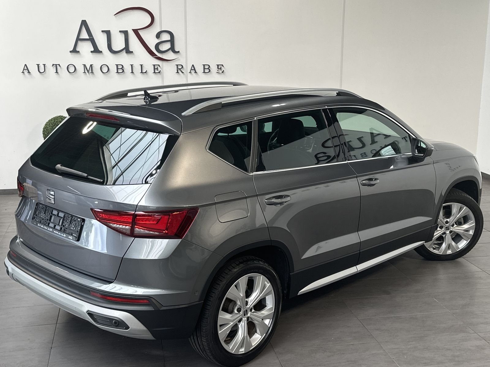 Fahrzeugabbildung SEAT Ateca Xperience NAV+LED+BEATS+KAMERA+VCOCKPIT+PP