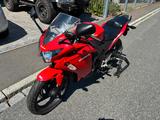 Honda CBR 125R - VON 81 BIS 125 CCM