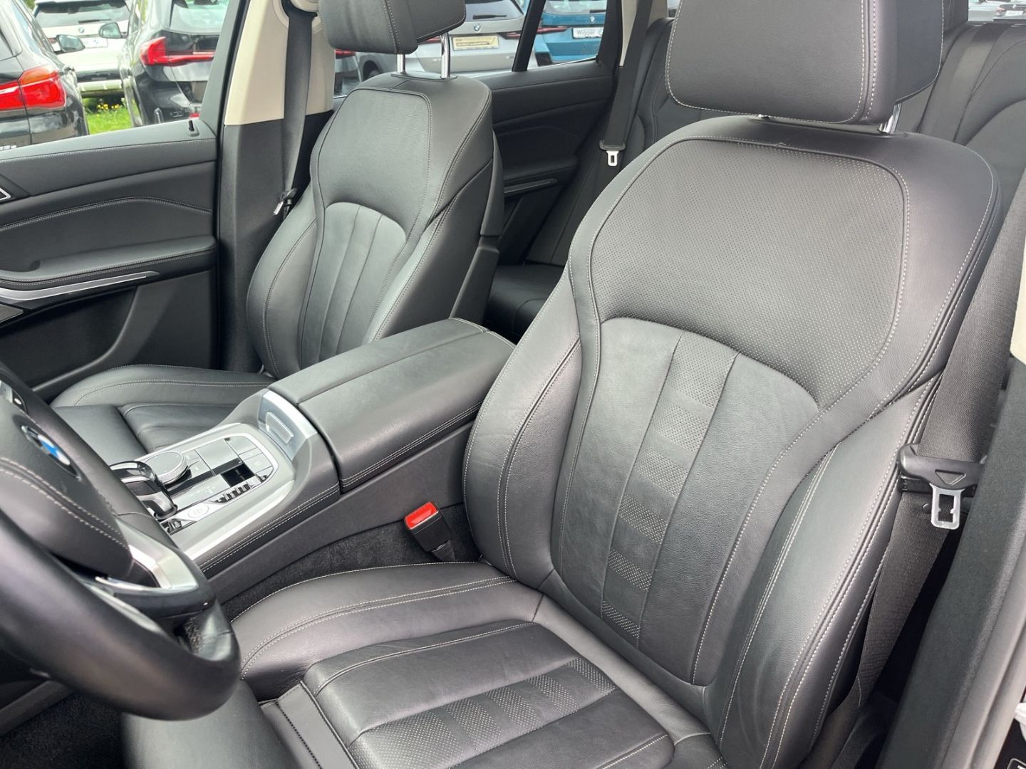 BMW X5 30d xLine StandHZG AHK Panorama Navi Leder foto 23