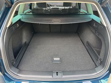 VW Passat Variant 2.0TDI Elegance DSG+Alcantara+LED, Bild 25