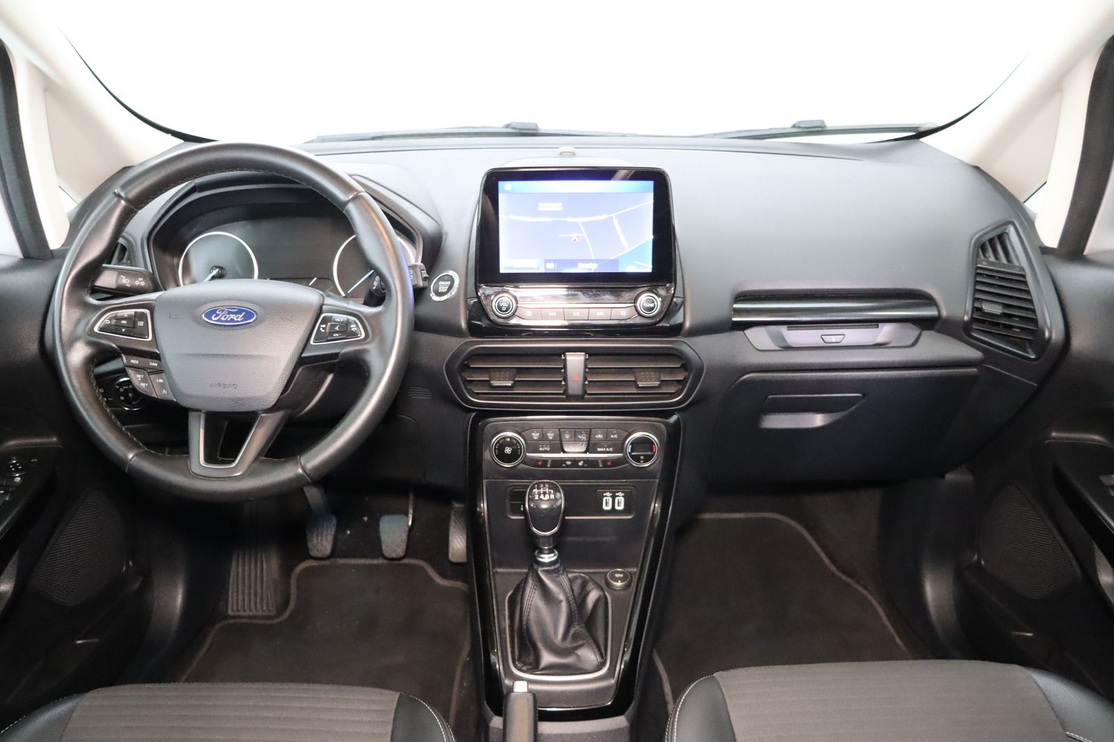 Fahrzeugabbildung Ford EcoSport * Navi * RFK * Lenkradhzg. ST-Line