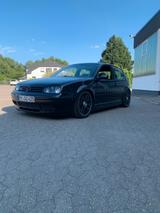 Volkswagen Golf 4 GTI Jubi 1.8T 6 Gang - Volkswagen Golf aus 2001: GTI