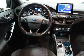 Ford Focus Lim. ST-Line LED Navi Kamera 18 Zoll