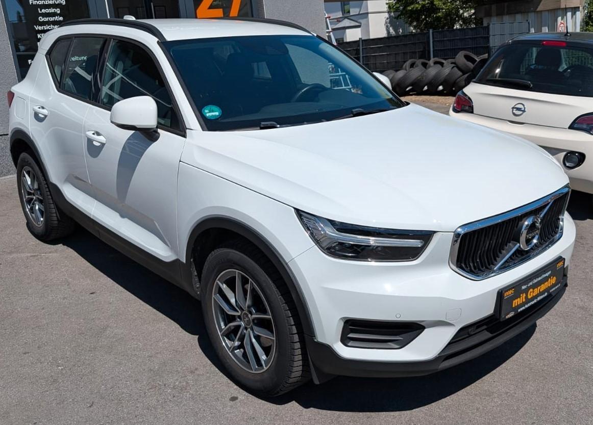 Volvo XC 40 2WD Navi*LED*PDC*TMP*SHZ*Euro6*ALU*T3*TOP