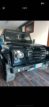Land Rover Defender 90 TD5 Anno 2000 Total Black - gebrauchte Land Rover Defender aus dem Jahr 2000
